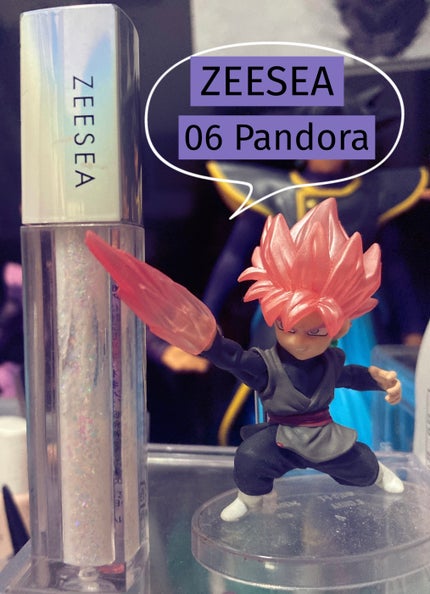 ダイヤモンドシリーズ 星空リキッドアイシャドウ/ZEESEA/リキッドアイシャドウを使ったクチコミ(1枚目)