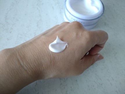 プレミアホワイト オールインワン/CANADEL/オールインワン化粧品を使ったクチコミ(3枚目)