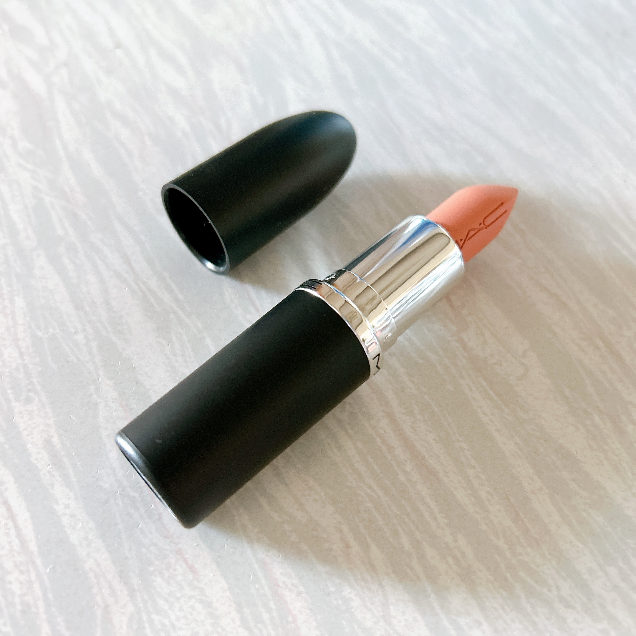 マキシマル スリーク サテン リップスティック 814 ミス/M・A・C/口紅を使ったクチコミ（1枚目）