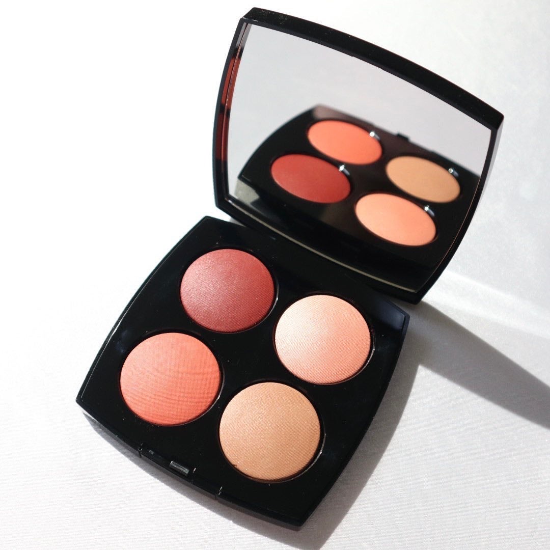 レ キャトル ルージュ ユー エ ジュ /CHANEL/アイシャドウパレットを使ったクチコミ(1枚目)