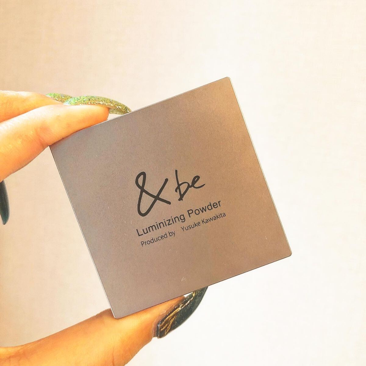 &be ルミナイジングパウダー/&be/パウダーハイライトを使ったクチコミ(1枚目)