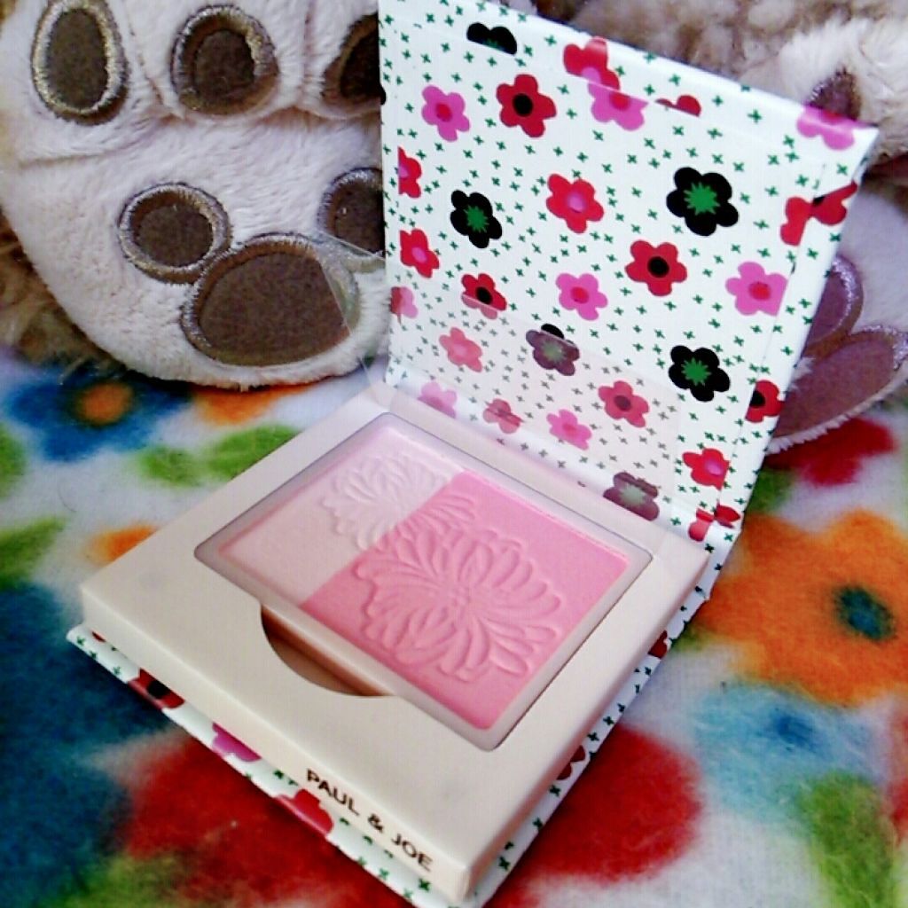 パウダー ブラッシュ/PAUL & JOE BEAUTE/パウダーチークを使ったクチコミ(1枚目)