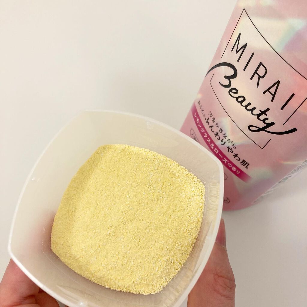 MIRAI beauty バスソルト レモングラス＆ローズの香り/花王/炭酸系入浴剤を使ったクチコミ（2枚目）