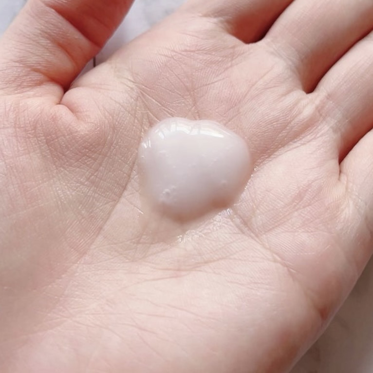 ミラクルズ うるおいブーストミルクウォーターセラム/パンテーン/アウトバストリートメントを使ったクチコミ（3枚目）