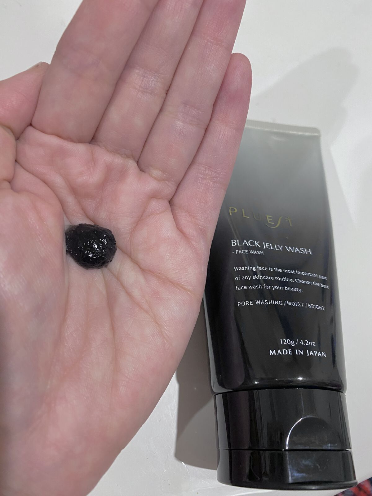 BLACK JELLY WASH（ブラックジェリーウォッシュ）/PLUEST/その他洗顔料を使ったクチコミ（1枚目）
