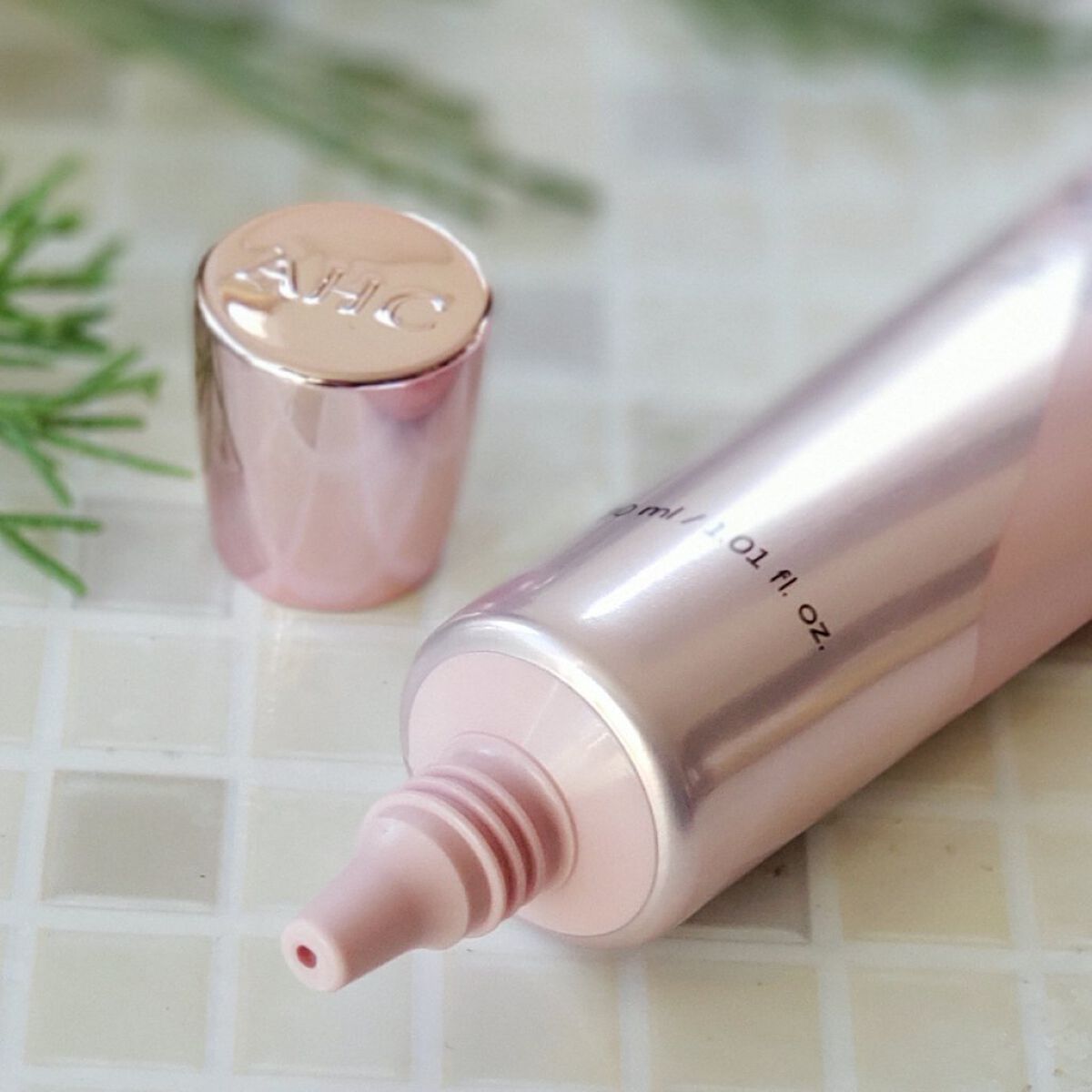 ブライト フォーカス リアル アイクリーム フォーフェイス/AHC/アイケア・アイクリームを使ったクチコミ（2枚目）