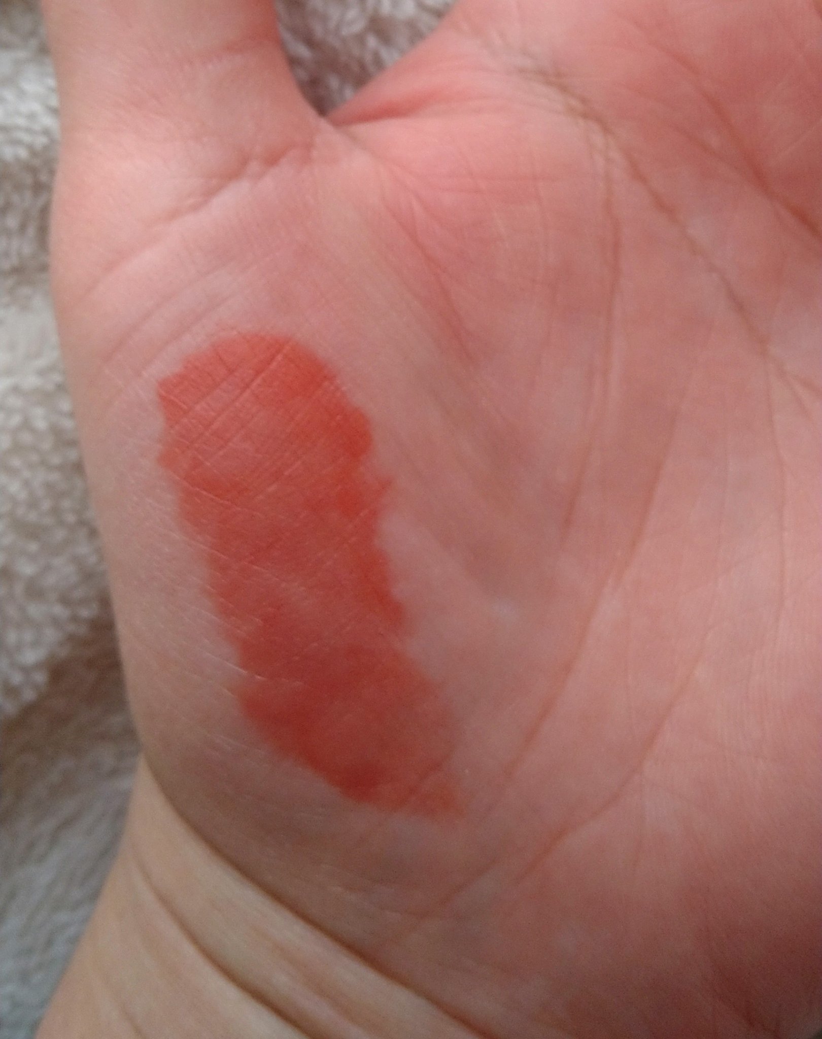 タンフルグラスティント/Colorgram/リップティントを使ったクチコミ（3枚目）