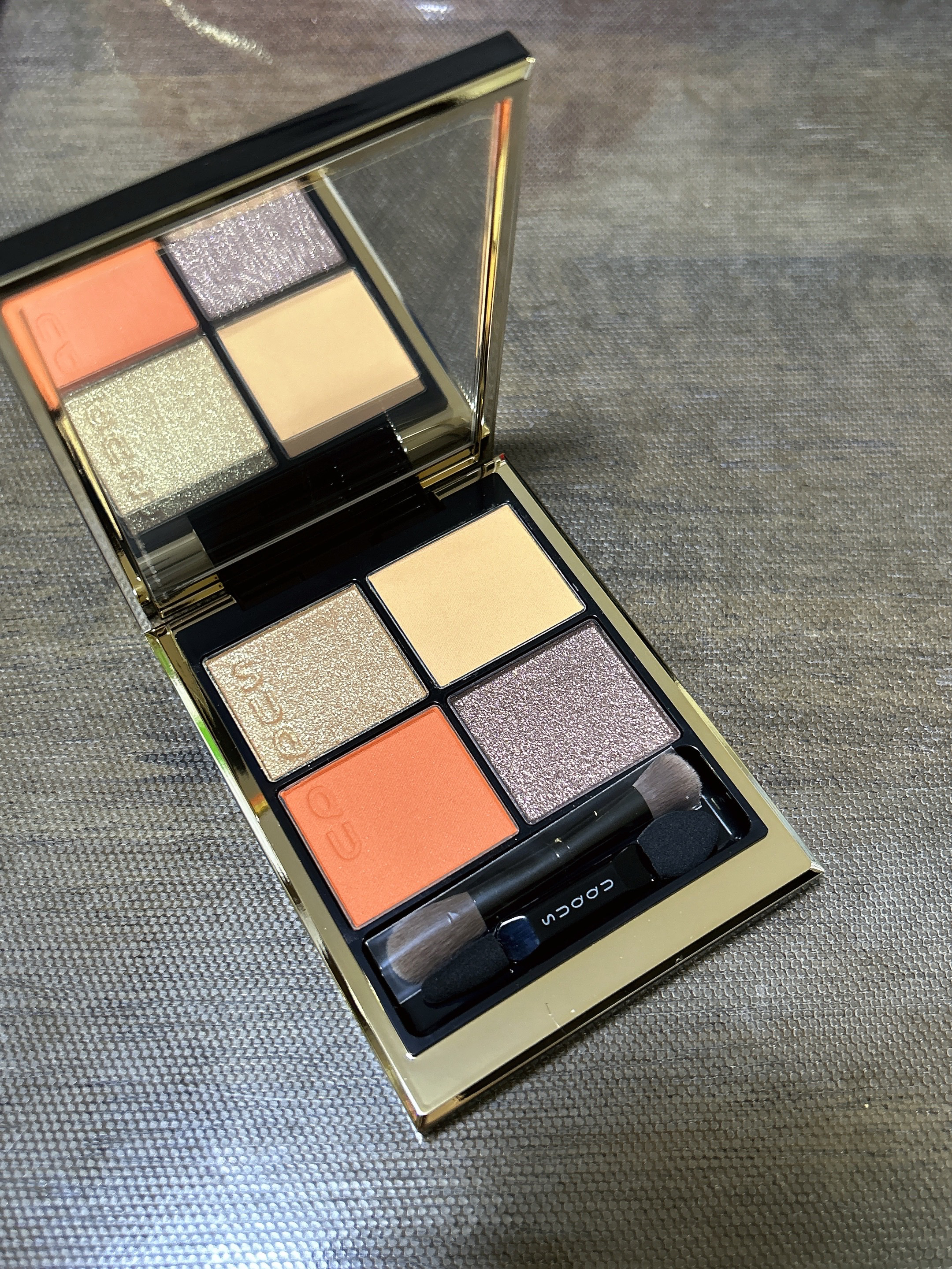 トリートメント ラッピング リップ 107 夏葡萄 -NATSUBUDOU（限定色）/SUQQU/口紅を使ったクチコミ（3枚目）