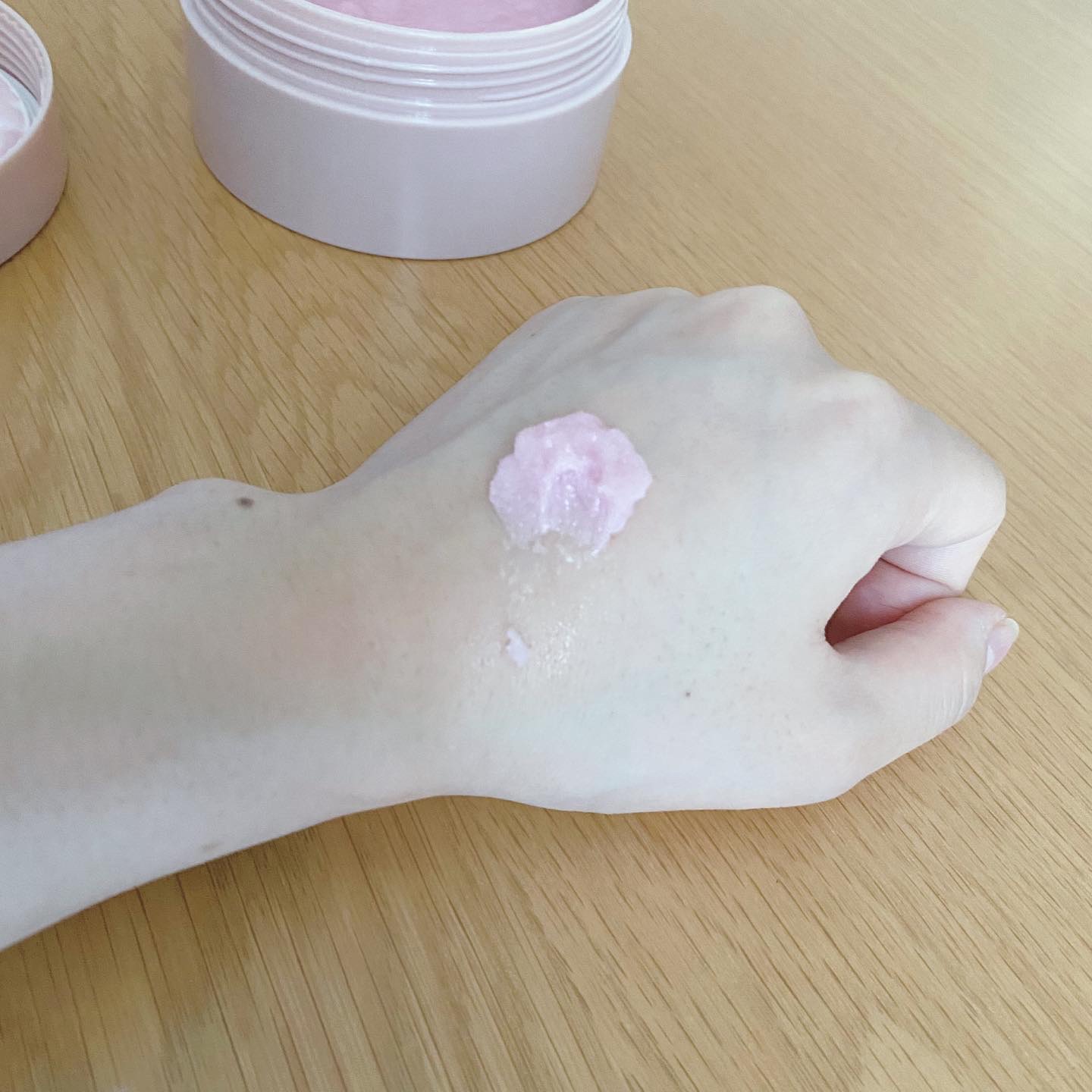 Q+Me スウィート ボム タラソ スクラブ/AGARISM/バストケア・ヒップケアを使ったクチコミ（3枚目）