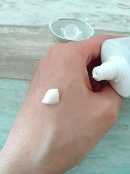 きなこ on LIPS 「【使った商品】🪴ダルバマイルドサンクリーム🪴日焼け止めクリーム..」(2枚目)