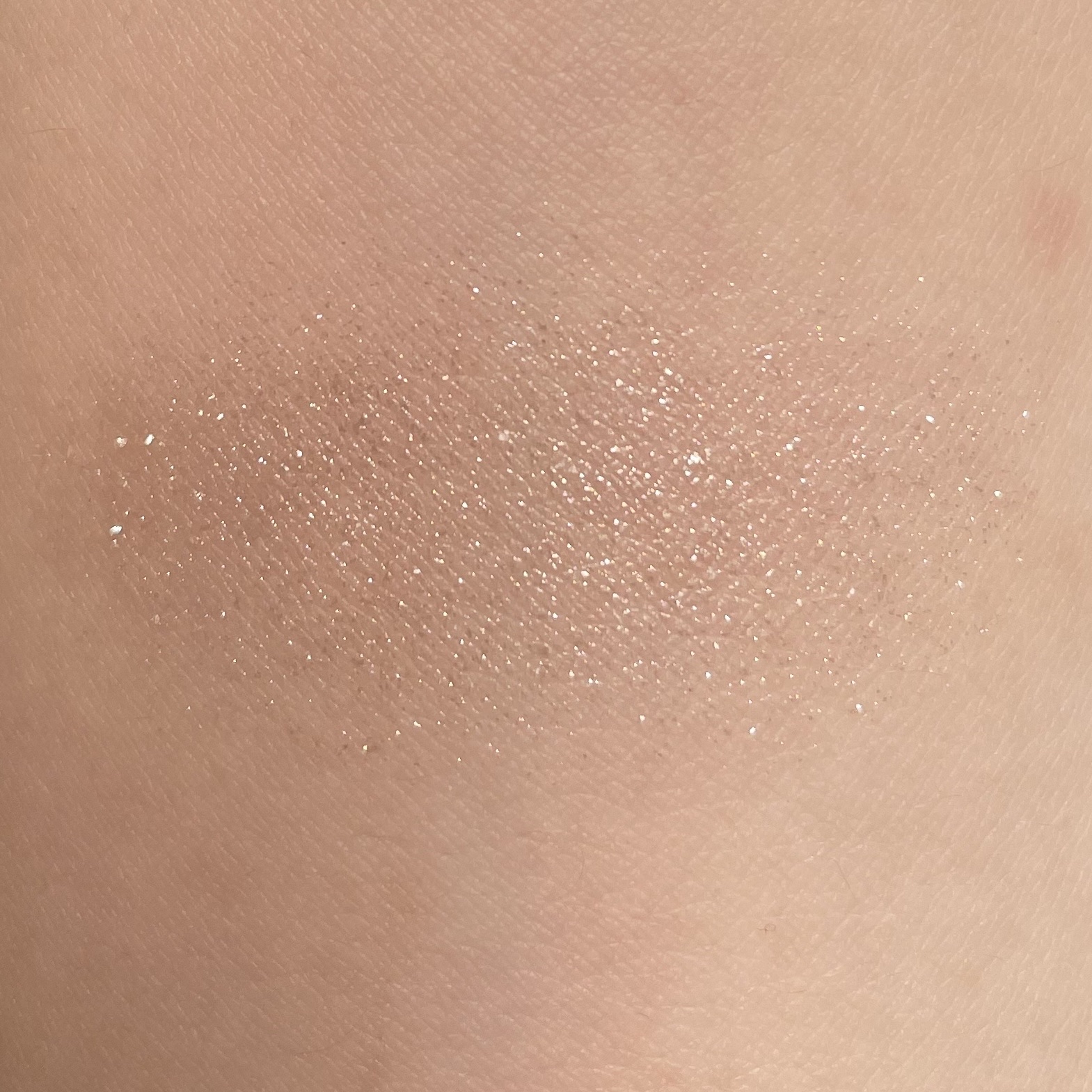 リュクスアイシャドウ/BOBBI BROWN/単色アイシャドウを使ったクチコミ（3枚目）