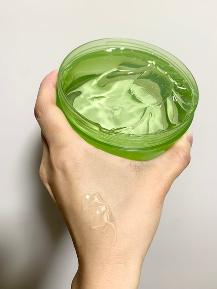 マイルド&モイスチャーアロエジェル/ネイチャーリパブリック/ボディローションを使ったクチコミ(4枚目)