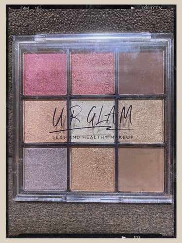 UR GLAM　BLOOMING EYE COLOR PALETTE/U R GLAM/パウダーアイシャドウを使ったクチコミ（1枚目）