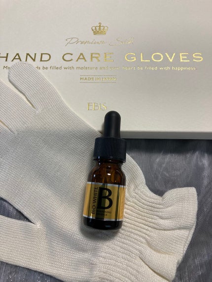 EBiS原液美容液をしみ込ませたシルク手袋/EBiS化粧品/ボディグッズを使ったクチコミ(2枚目)