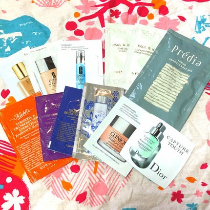 Prédia ファンゴ ヘッドクレンズ SPAのクチコミ「家にあるサンプル第2弾。
多すぎる。これしかも一部。
家でお店開けるくらいあります。笑
仕.....」(2枚目)