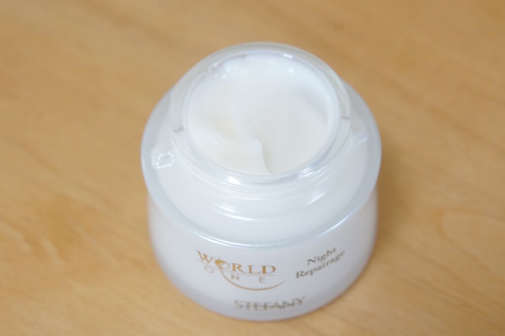 ワールド ワン ナイトリペアージュ/ステファニー/フェイスクリームを使ったクチコミ(2枚目)