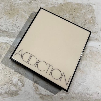 ADDICTION パーフェクト コンシーラー コンパクトのクチコミ「ADDICTION
パーフェクト コンシーラー コンパクト💄
わたしが下地に次いで大好きなコ.....」(2枚目)