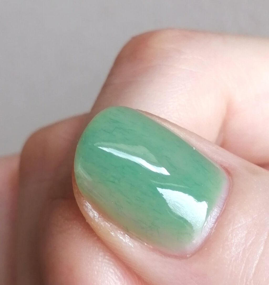 フラッフィーネイル CP37 スプラウトグリーン/elm&wapiti/マニキュアを使ったクチコミ（1枚目）