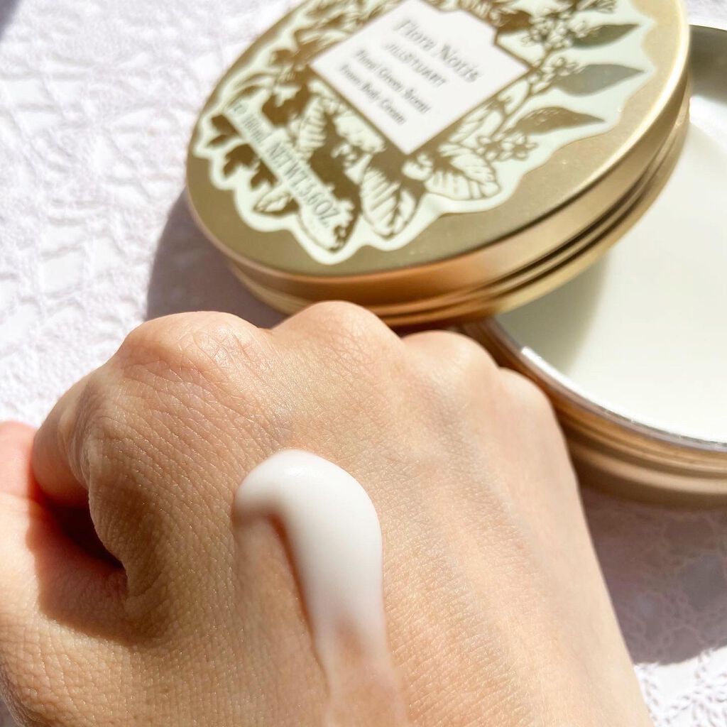 フローラルグリーン フローズンボディクリーム/Flora Notis JILL STUART/ボディクリームを使ったクチコミ（3枚目）