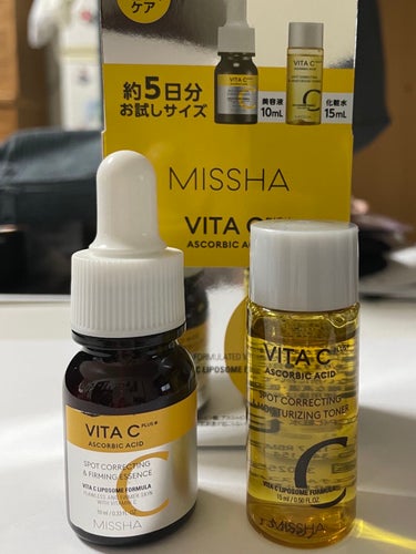 MISSHA ビタシープラス トライアルキット【日本処方】のクチコミ「《ミシャ ビタシープラス化粧水》
《ミシャ ビタシープラス美容液》

結構前からビタミンCを肌.....」（2枚目）