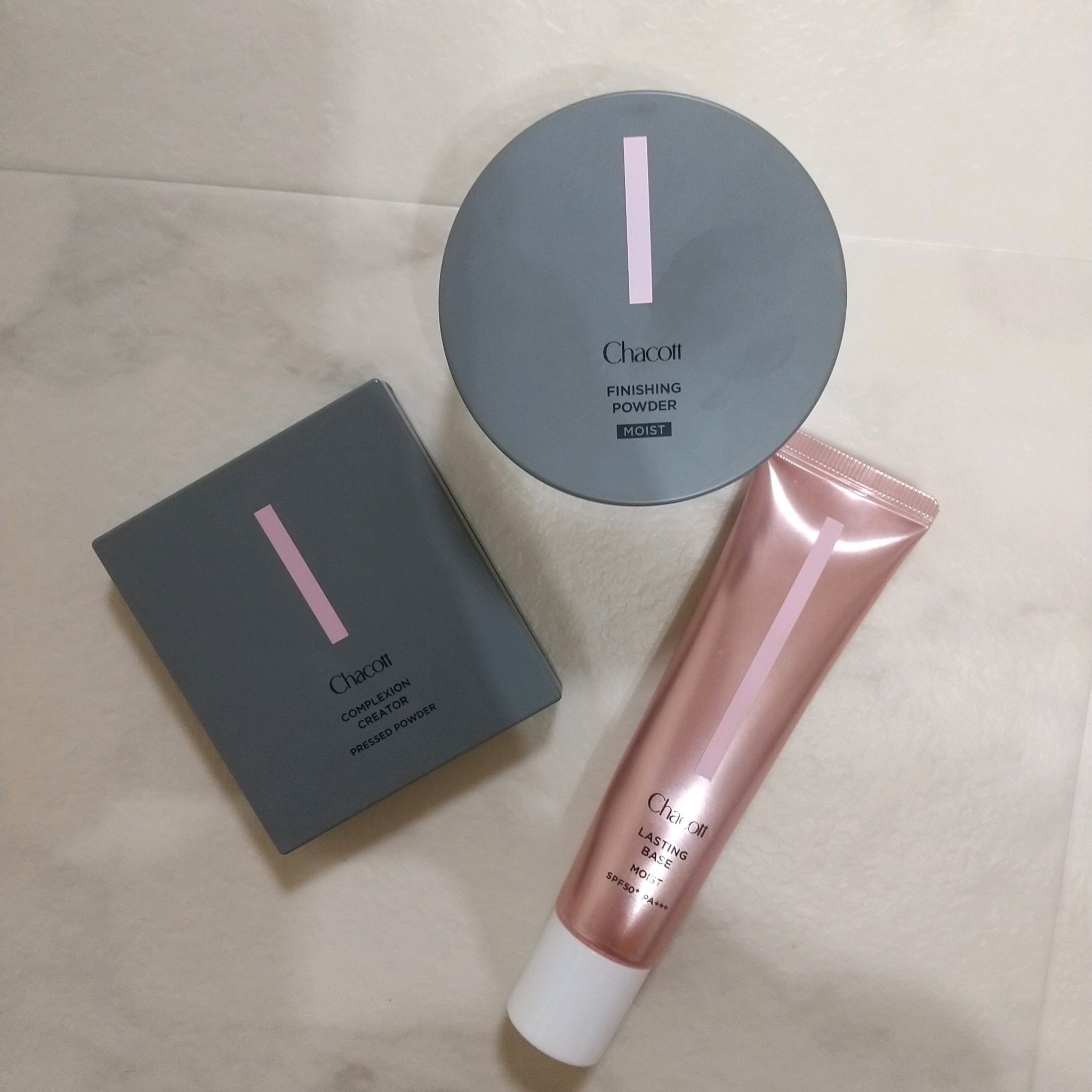 チャコット フィニッシングパウダー モイスト/チャコット・コスメティクス/ルースパウダーを使ったクチコミ（1枚目）