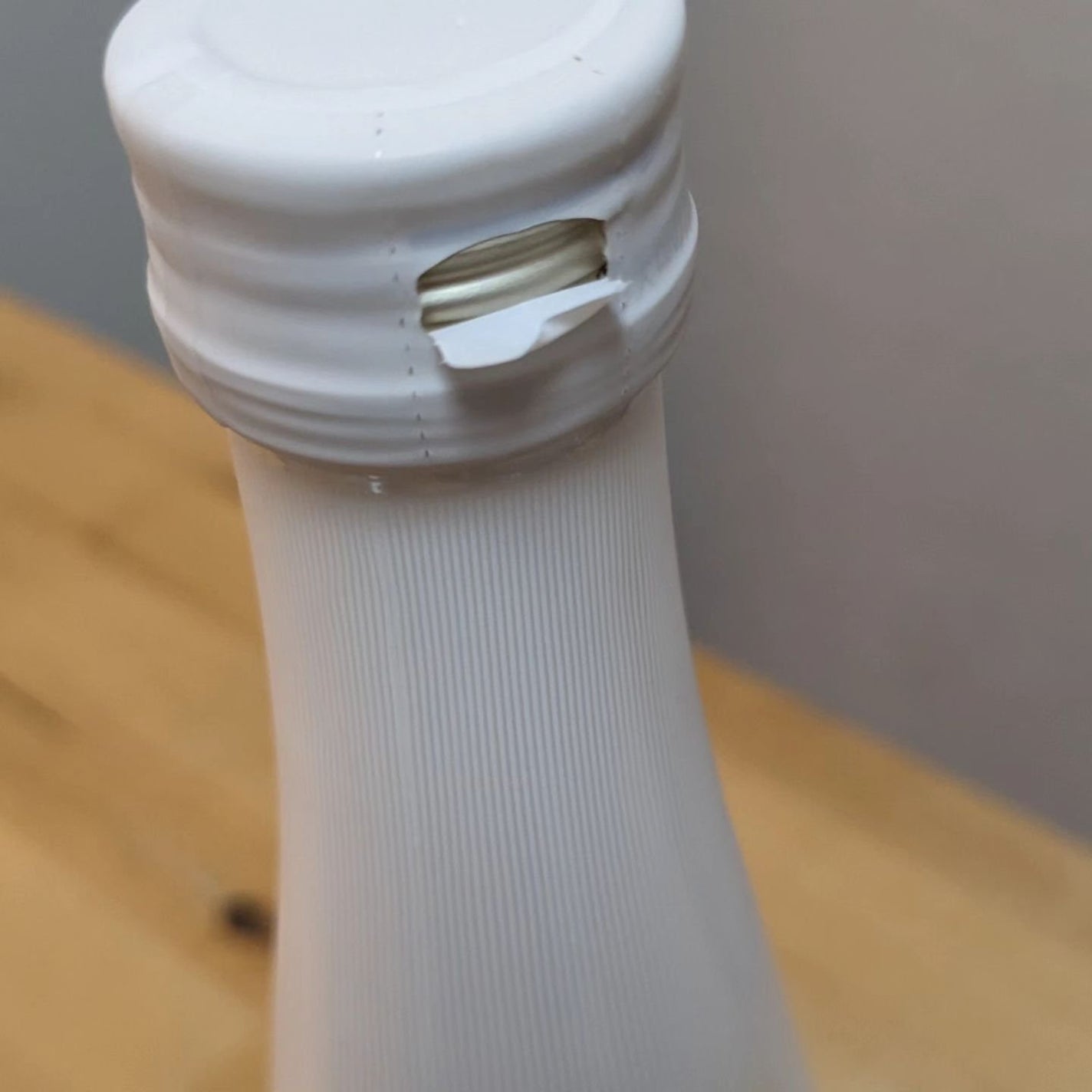 やまこ☆フォロバ♡新しもの好き♪ on LIPS 「あの!ReFaから出たーー❣️夏の肌にも嬉しいGABA配合で内..」(3枚目)