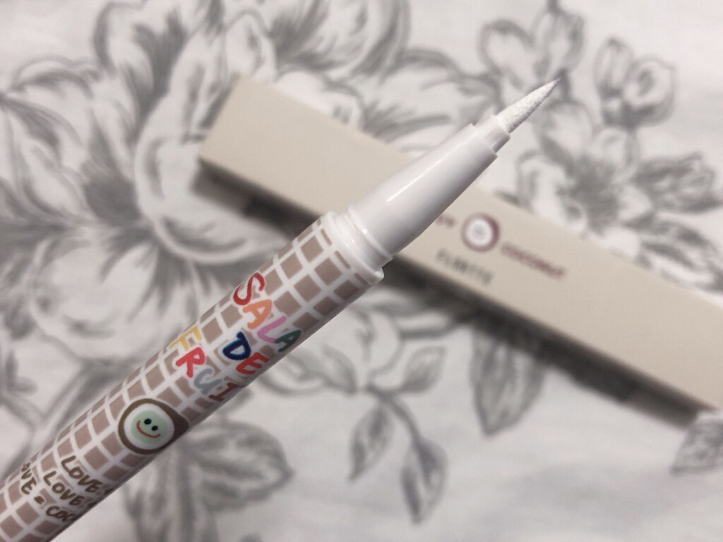 サラダdeフルーツカラーリキッドアイライナーWP 05 ココナッツ/FLORTTE/リキッドアイライナーを使ったクチコミ（2枚目）