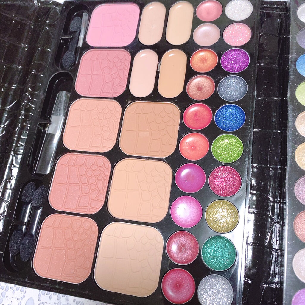 Beautytreats 88色メイクパレット/Beauty Treats/アイシャドウパレットを使ったクチコミ（2枚目）