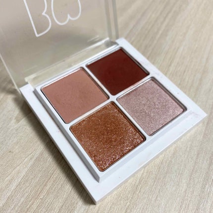 シルキースフレアイズ/キャンメイク/アイシャドウパレットを使ったクチコミ(2枚目)