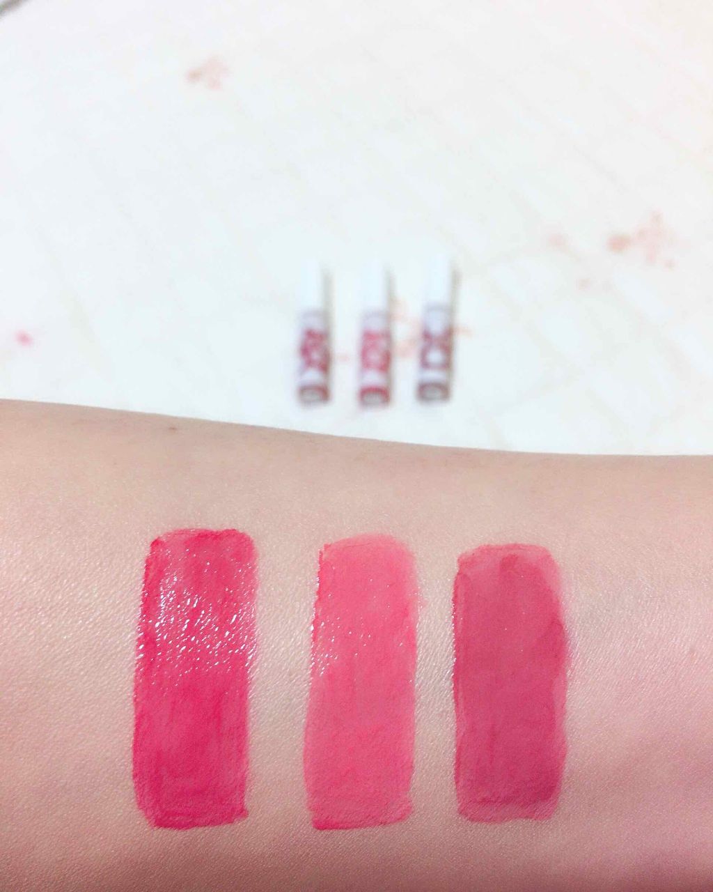 リンメル ロンドン ラスティングフィニッシュ クリーミィ リップのクチコミ「リンメル
エアリーホイップチーク&リップ

💄001ピュアレッド
💄チェリーピンク
💄ソフトレ.....」（3枚目）