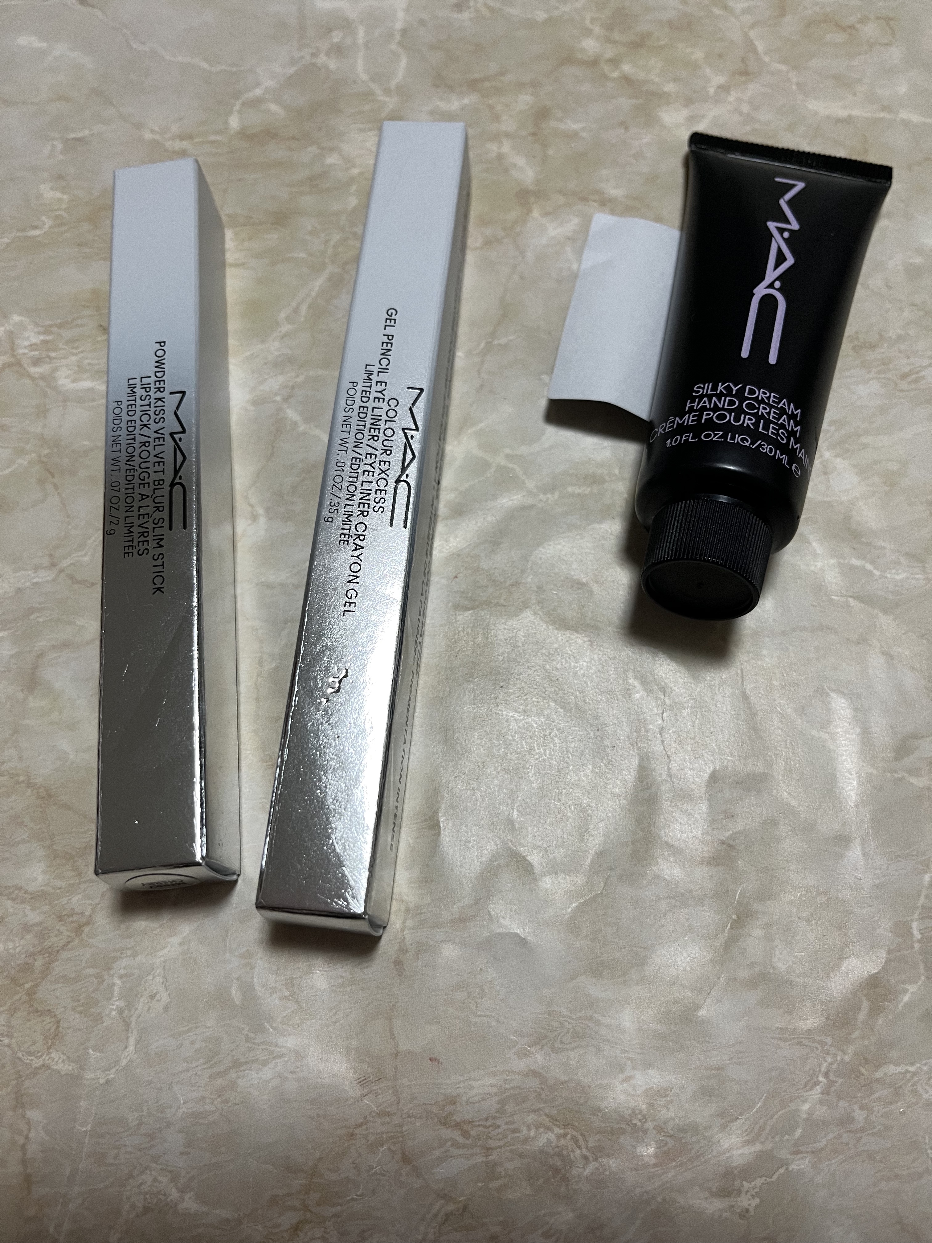 カラー エクセス ジェル ペンシル グリーム オン/M・A・C/ジェルアイライナーを使ったクチコミ（1枚目）