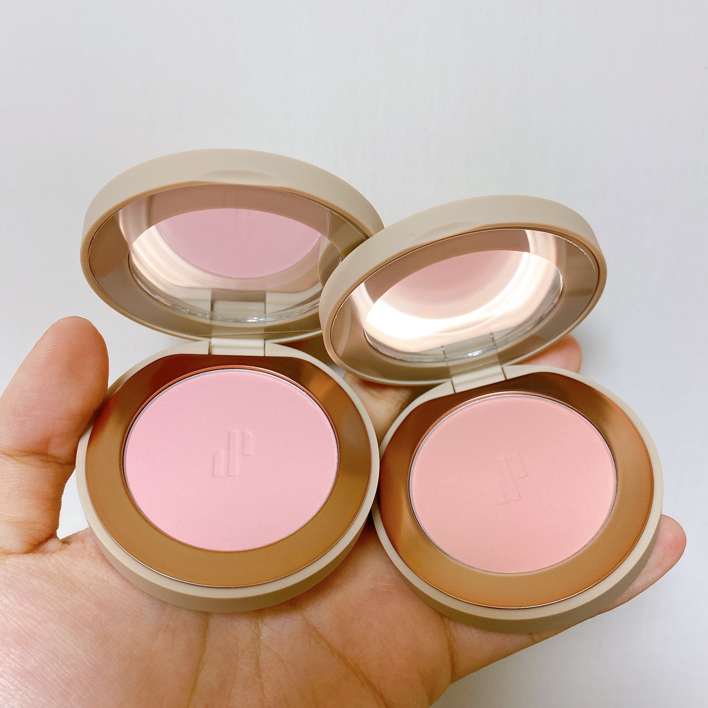 ドットオンムード グロウブラッシュ/Heart Percent/パウダーチークを使ったクチコミ(1枚目)