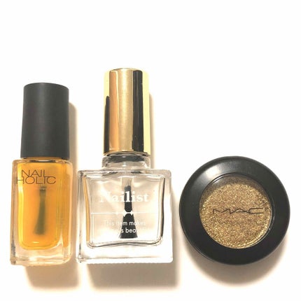 ダズルシャドウ/M・A・C/単色アイシャドウを使ったクチコミ(4枚目)