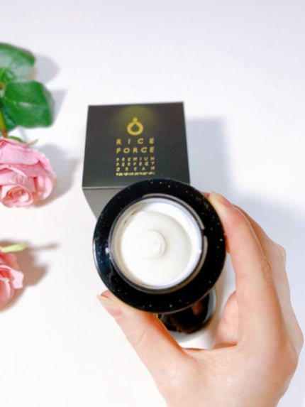 プレミアムパーフェクトクリーム/ライスフォース/フェイスクリームを使ったクチコミ(4枚目)