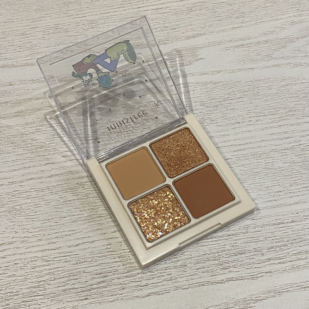 エアリー トゥインクル アイパレット 2021 Green Holidays Edition/innisfree/アイシャドウパレットを使ったクチコミ（1枚目）