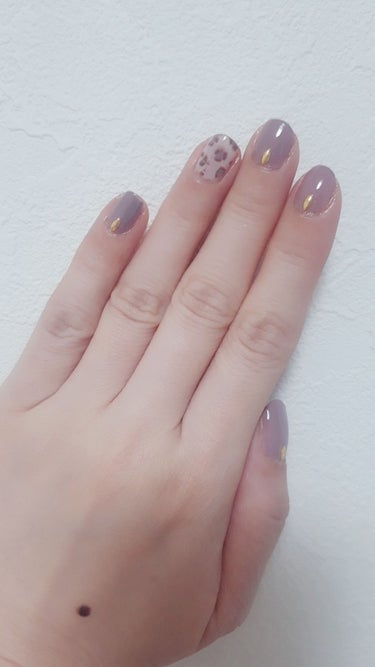 久々ネイル💅

チビ爪健在でございますっ

今ほんと伸ばせなくて萎える…

しかし、テンション上げるためヒョウ柄ネイルに✨

ちょい滲んでるのも愛嬌でw




#チビ爪#100均ネイル#ヒョウ柄