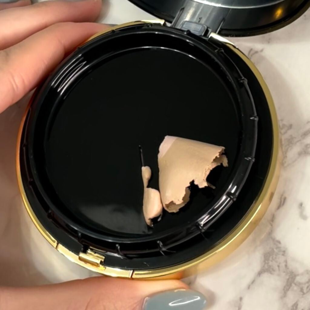 スキンフィットグラインディングセラムカバーパクト/ダルバ/その他ファンデーションを使ったクチコミ(4枚目)