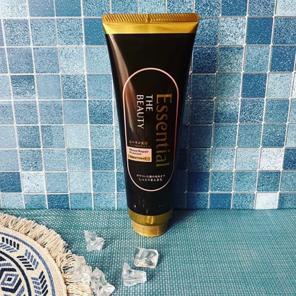 THE BEAUTY 髪のキメ美容プレミアムトリートメント<モイストリペアプレミアム>/エッセンシャル/洗い流すヘアトリートメントを使ったクチコミ(2枚目)