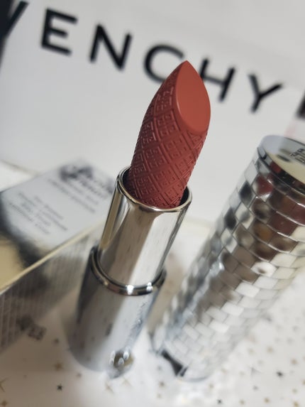 ルージュ・アンテルディ・シルキー/GIVENCHY/口紅を使ったクチコミ(4枚目)