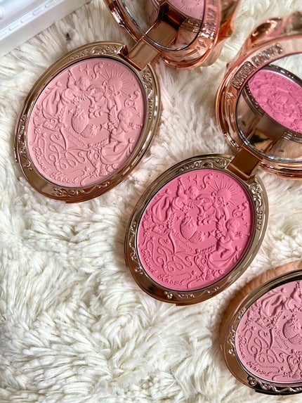 ストロベリーロココ チークブラッシュ/FlowerKnows/パウダーチークを使ったクチコミ(2枚目)