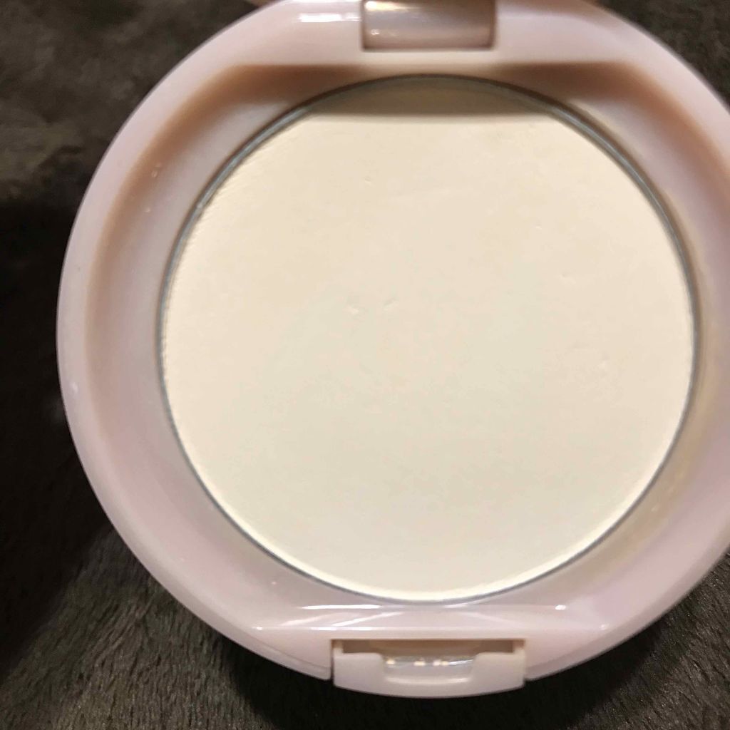 ホワイト＆モイスチュア BBミネラルプレストパウダー UV/ノア/プレストパウダーを使ったクチコミ（2枚目）