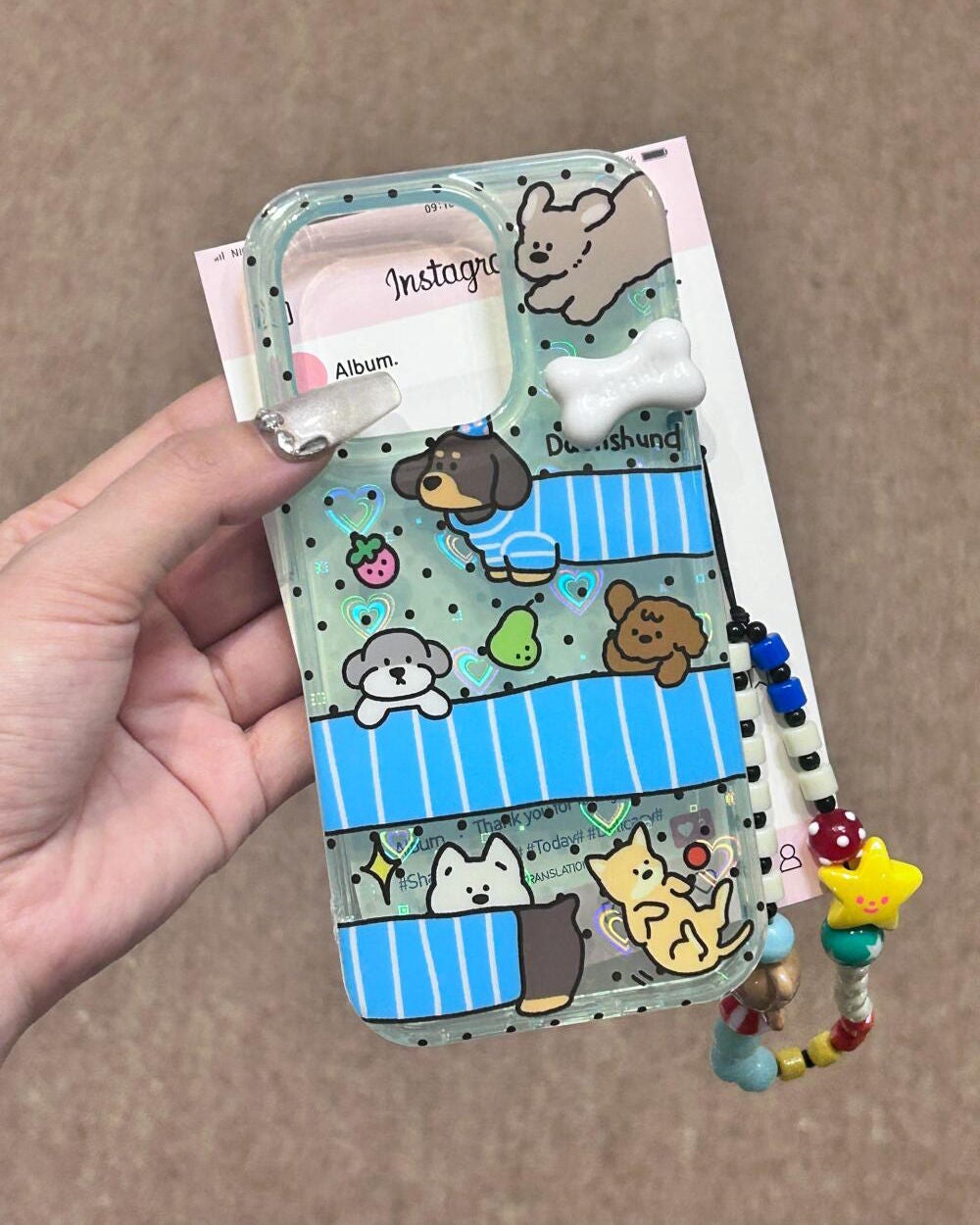 ケース大好きっ子 on LIPS 「長いダックスフンドはとてもかわいいです#iPhoneケース#購..」(3枚目)