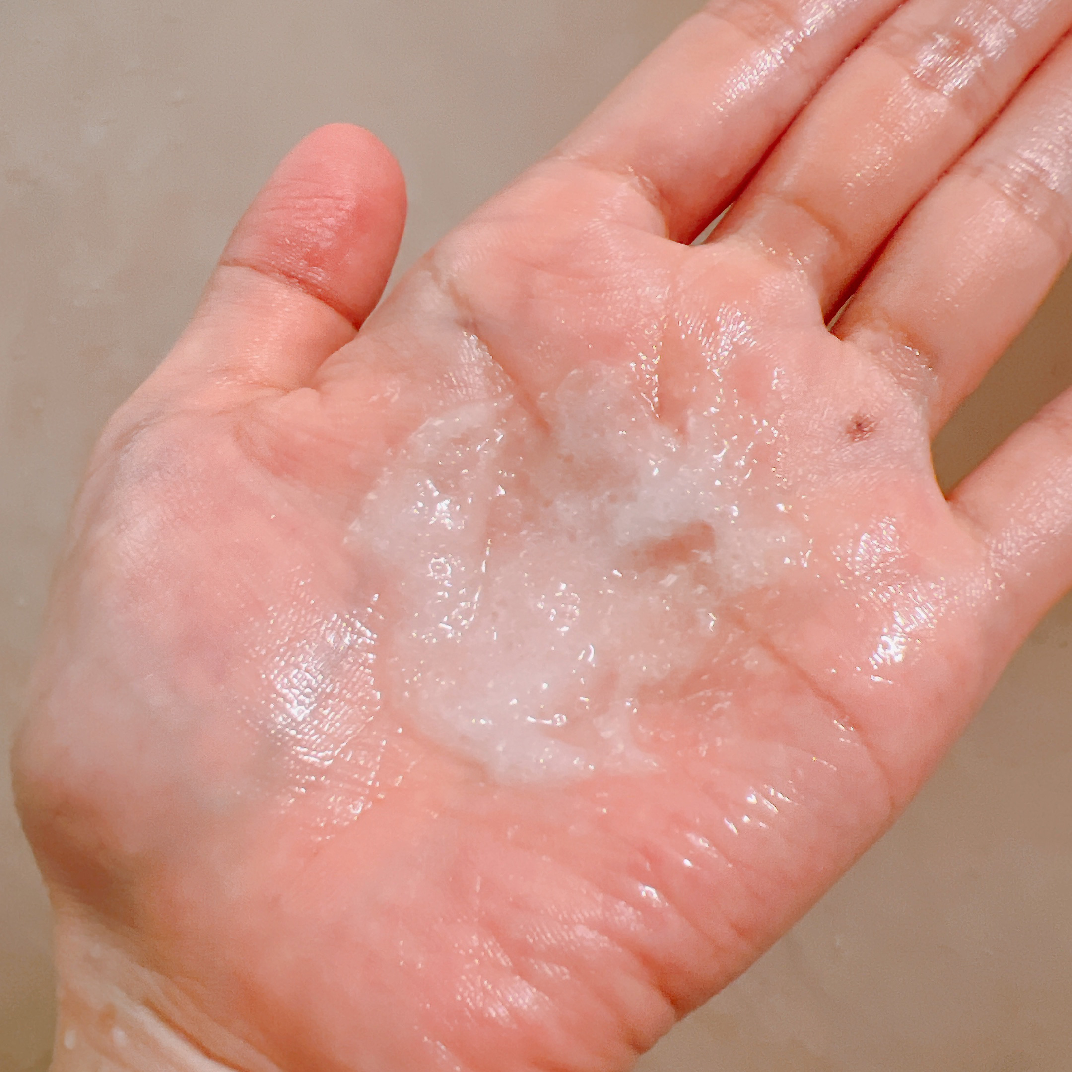 ローズマリー スカルプ スクラブ/AROMATICA/ヘッドスクラブを使ったクチコミ（3枚目）