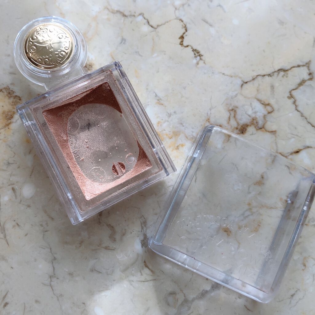 シャドーカスタマイズ/MAJOLICA MAJORCA/単色アイシャドウを使ったクチコミ（2枚目）