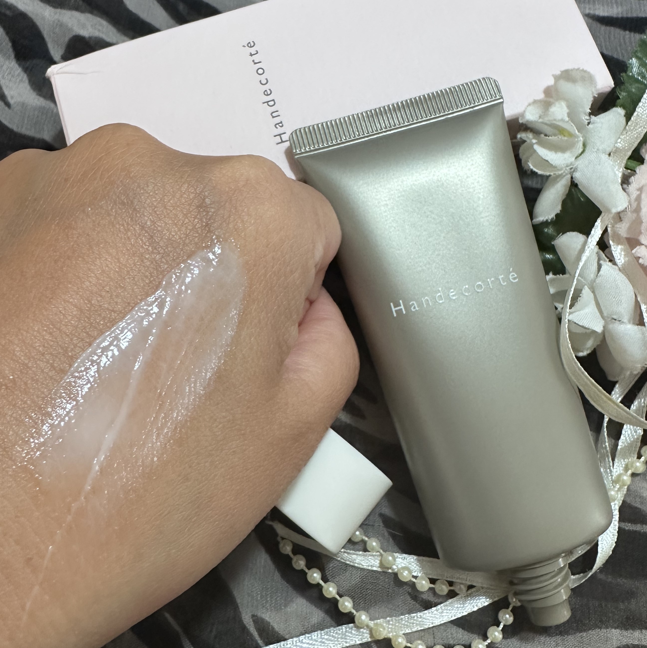 ハンデコルテ/キユートピア/ネック・デコルテケアを使ったクチコミ（3枚目）