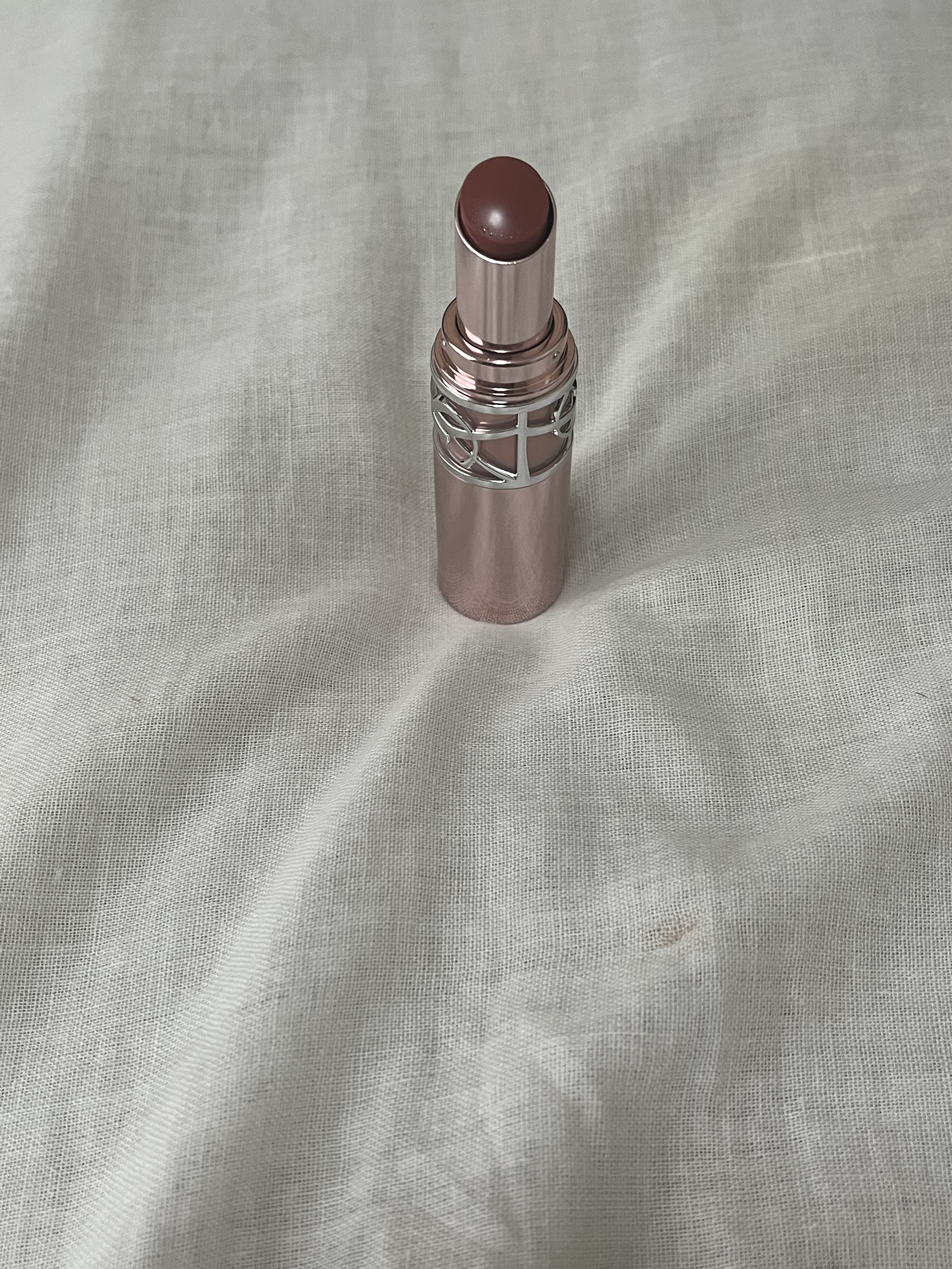 YSLラブシャイン キャンディ グロウ バーム 3B/YVES SAINT LAURENT BEAUTE/口紅を使ったクチコミ（2枚目）