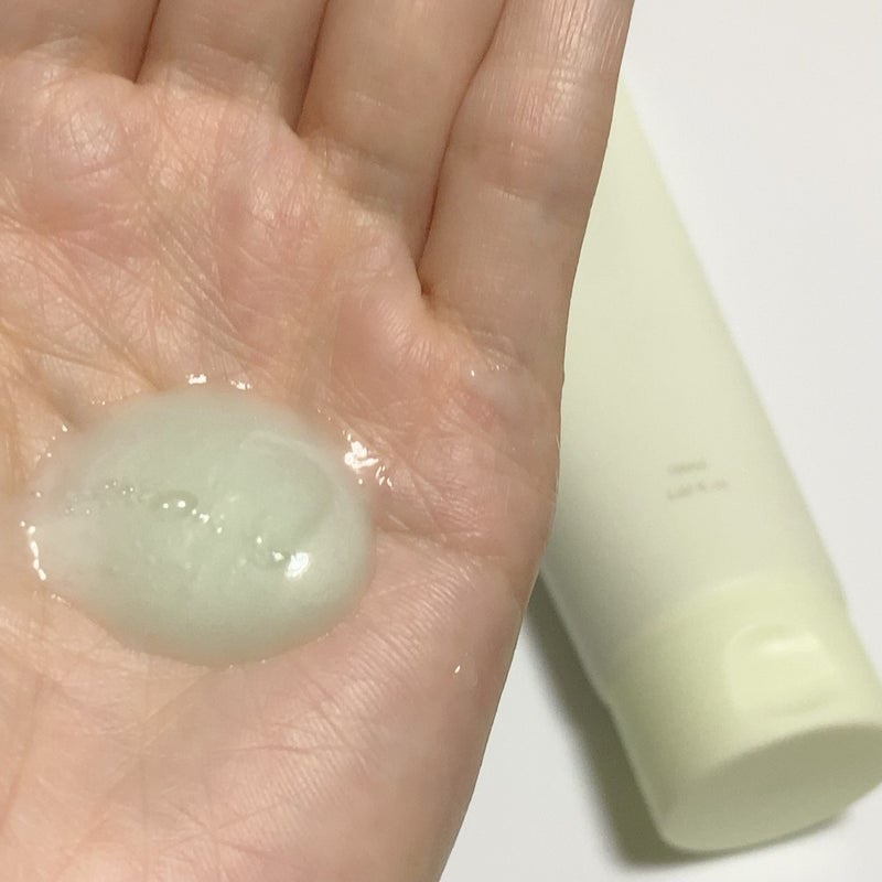 蓮の葉弱酸性クレンジングフォーム/Luvum/洗顔フォームを使ったクチコミ（2枚目）