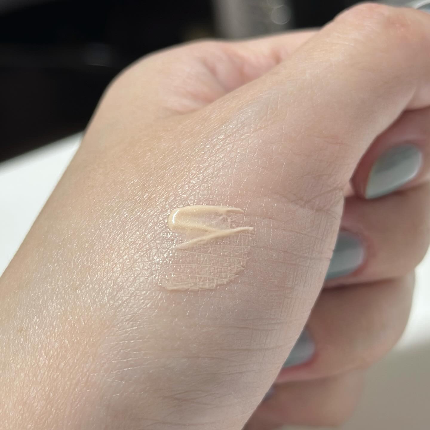 ルナソル スムースフィックスアイプライマー/LUNASOL/アイシャドウベースを使ったクチコミ（3枚目）