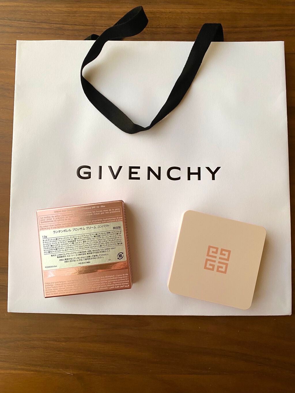 ランタンポレル ブロッサム クリーム コンパクト/GIVENCHY/化粧下地を使ったクチコミ(2枚目)