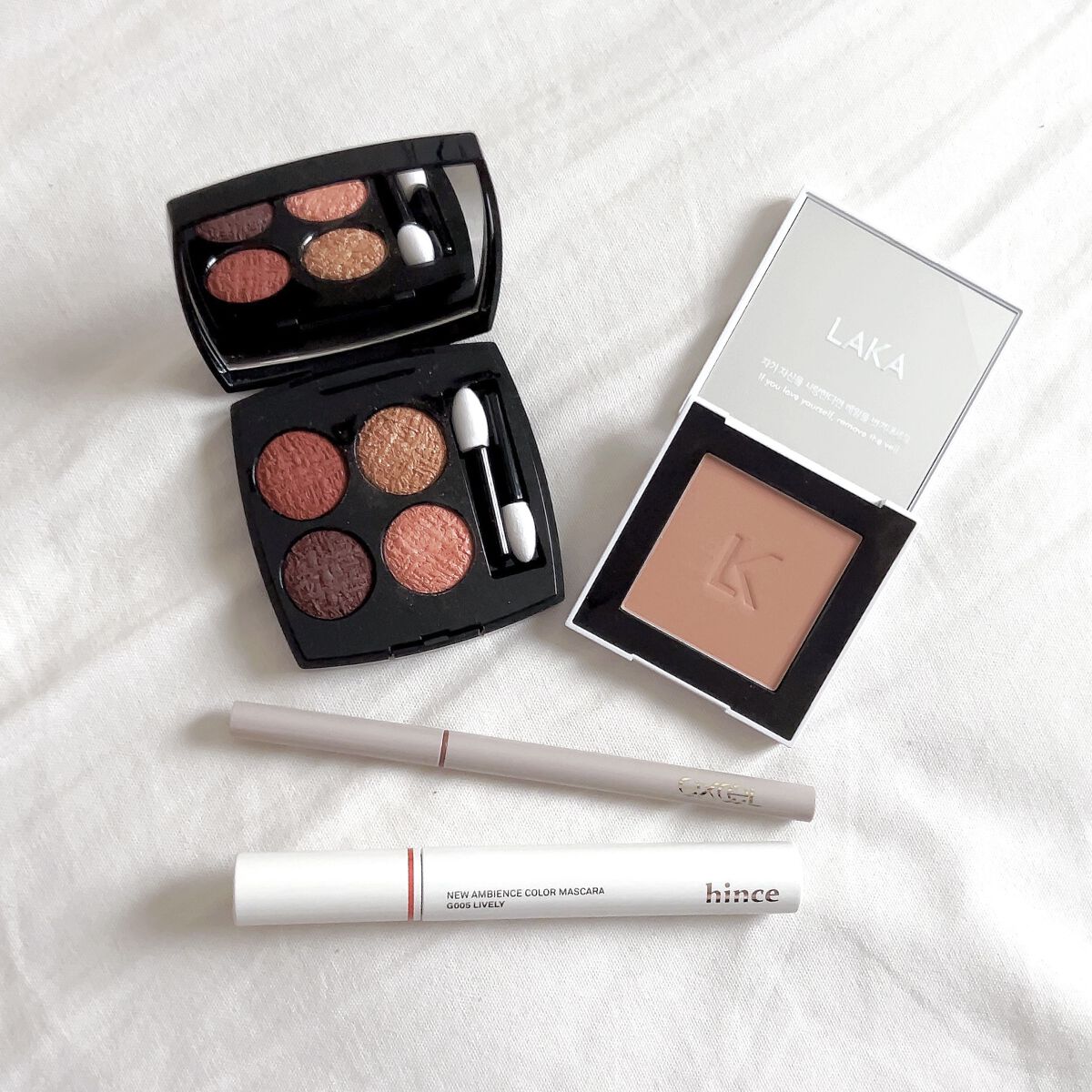 ニューアンビエンスカラーマスカラ/hince/マスカラを使ったクチコミ（2枚目）